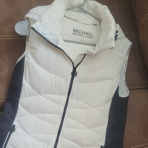 Michael Kors Women's Two-Tone Quilted Vest